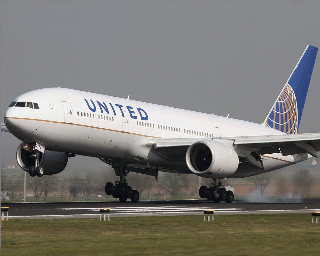 Photo of United Plane